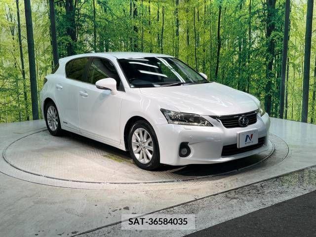 Lexus CT 2011-11 362726-16