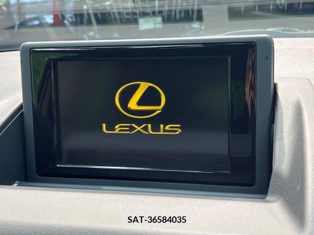 Lexus CT 2011-11 362726-3
