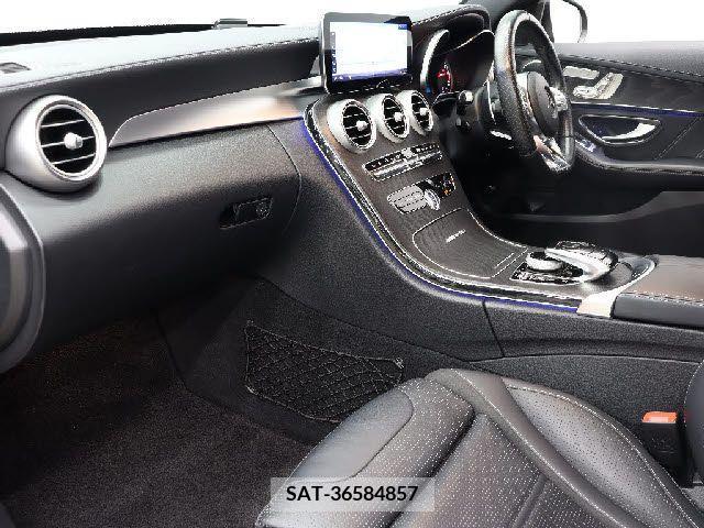 Amg C-CLASS 2019-08 261286-14