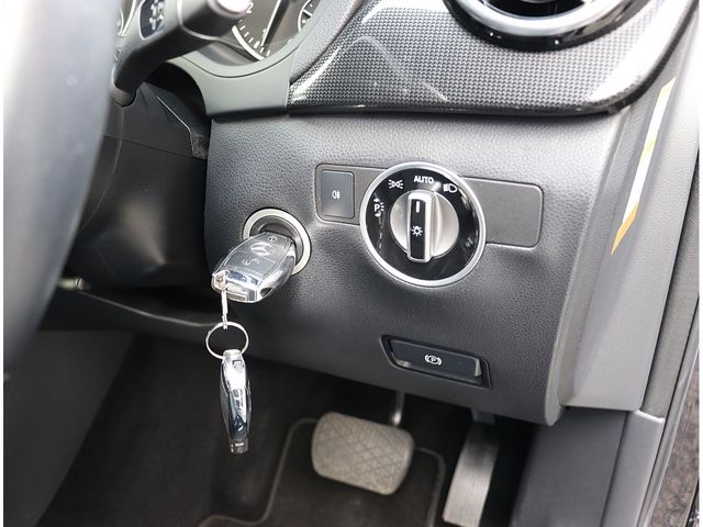 Mercedes Benz B-CLASS 2013-09 15063-24
