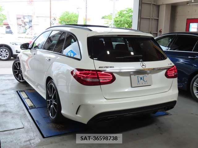 Amg C-CLASS 2017-08 319370-7