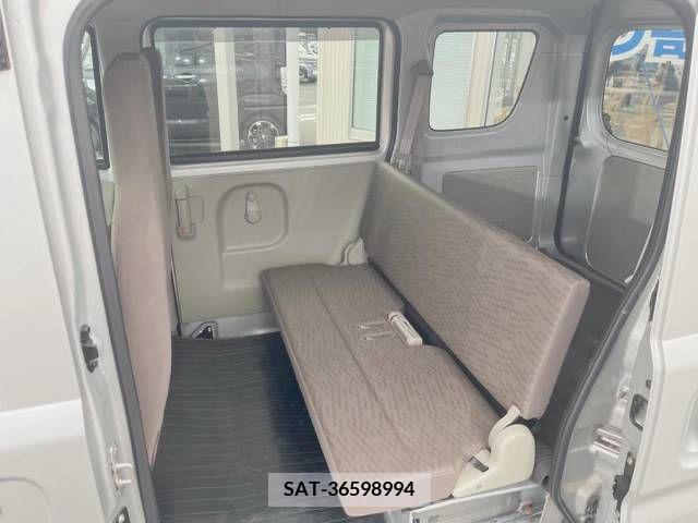 Suzuki EVERY 2017-12 390735-10