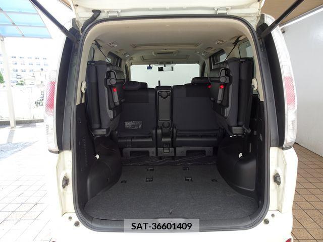 Nissan SERENA 2007-09 324841-11