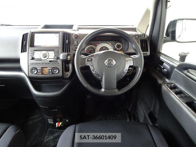 Nissan SERENA 2007-09 324841-14