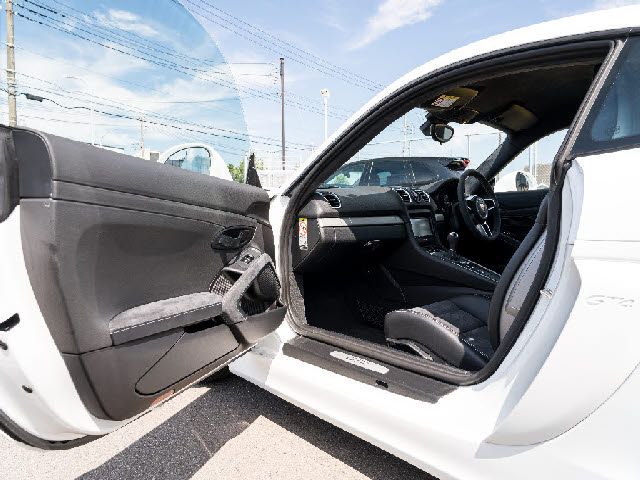 Porsche CAYMAN 2016-10 4343-23