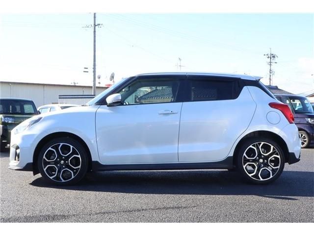 Suzuki SWIFT 2021-05 186970-29