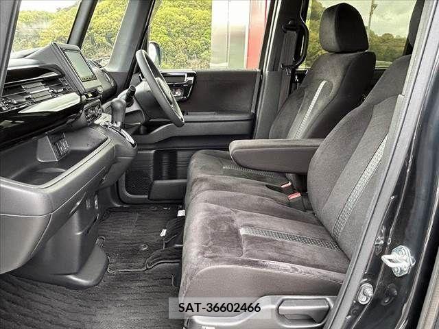 Honda N BOX 2021-08 250399-12