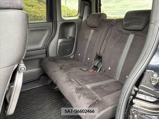 Honda N BOX 2021-08 250399-13