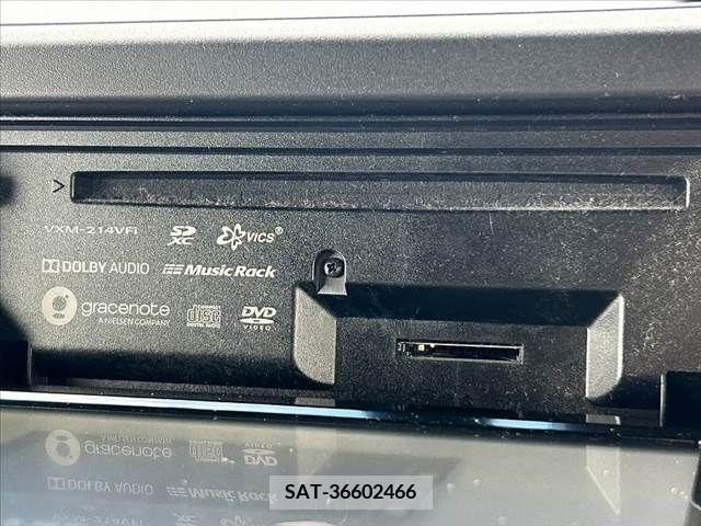Honda N BOX 2021-08 250399-4