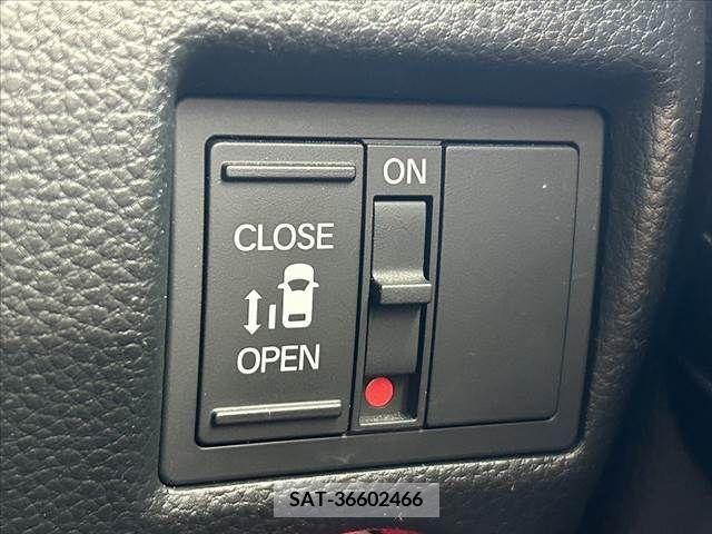 Honda N BOX 2021-08 250399-5