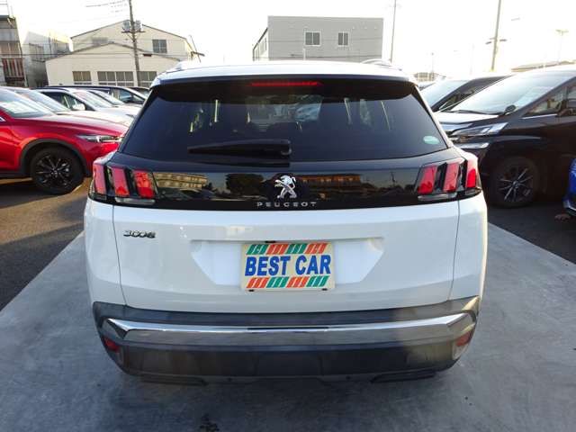 Peugeot 3008 2017-06 28306-2