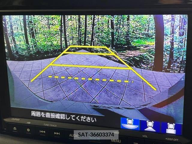 Honda VEZEL 2021-04 338780-3