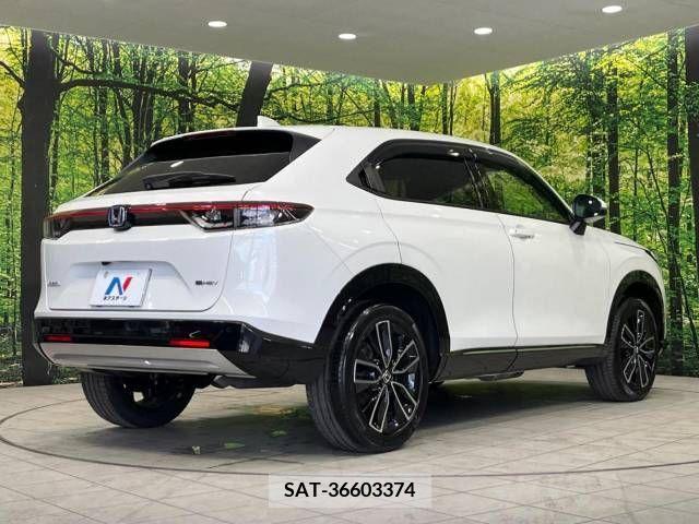 Honda VEZEL 2021-04 338780-17