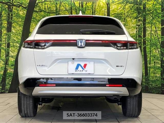 Honda VEZEL 2021-04 338780-15