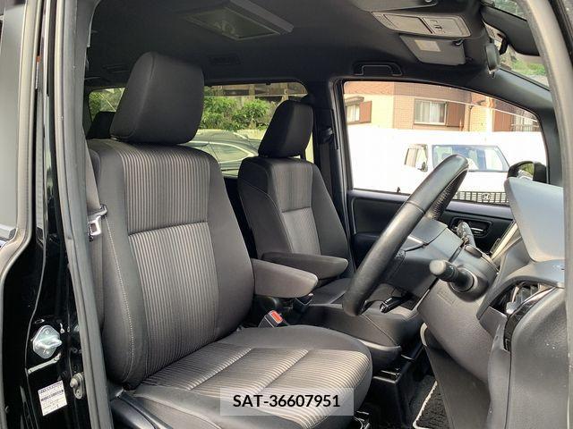 Toyota VOXY 2018-12 321601-14