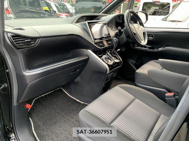 Toyota VOXY 2018-12 321601-19