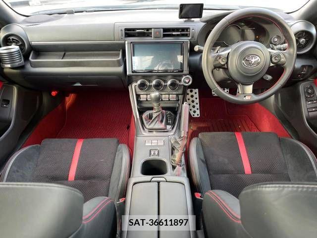 Toyota 86 2022-05 220007-1