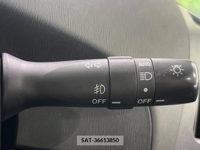 Toyota PRIUS 2012-07 366602-6