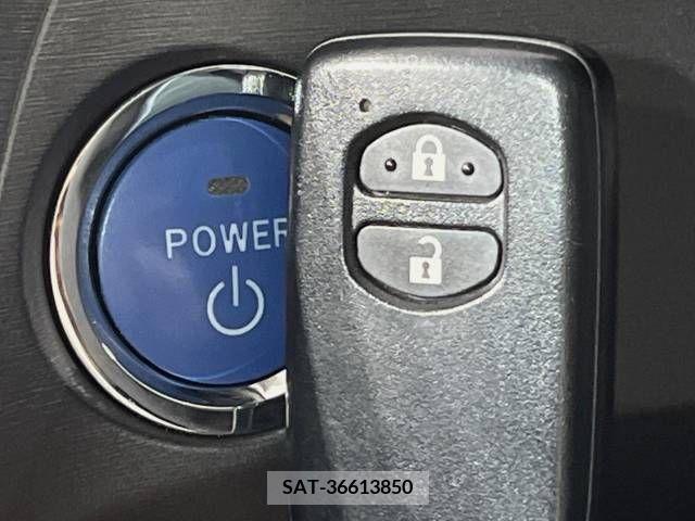 Toyota PRIUS 2012-07 366602-4