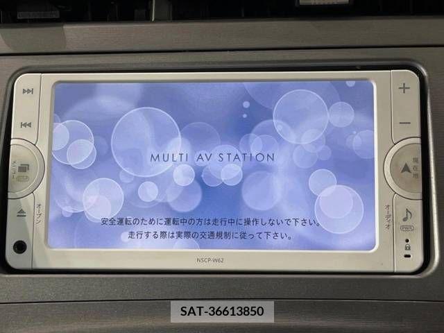 Toyota PRIUS 2012-07 366602-2