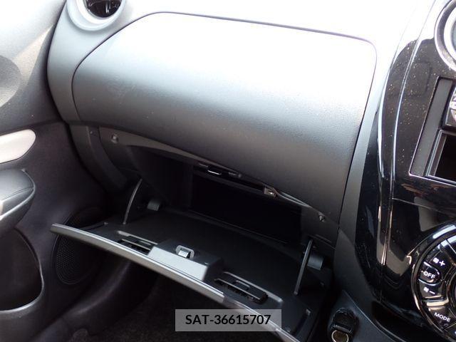 Nissan NOTE 2019-03 305474-11