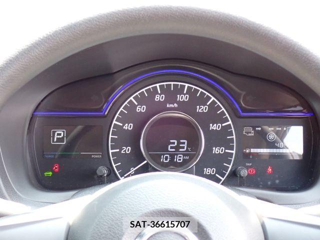 Nissan NOTE 2019-03 305474-14