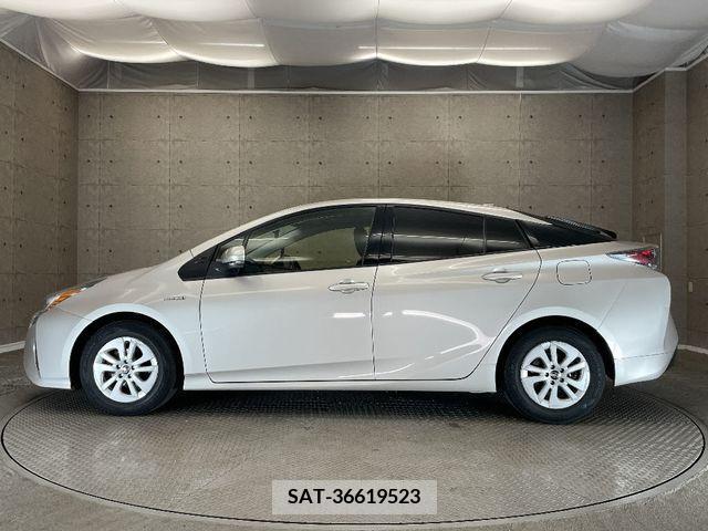 Toyota PRIUS 2016-07 256081-7