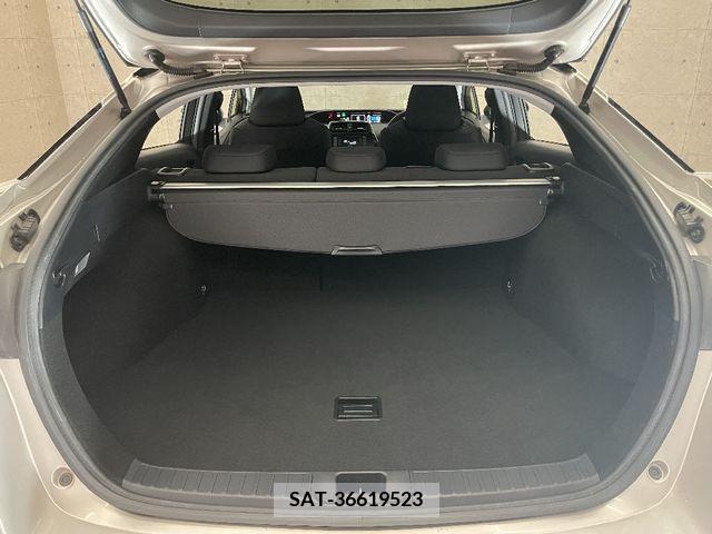 Toyota PRIUS 2016-07 256081-13