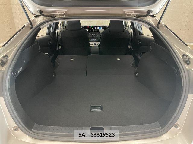 Toyota PRIUS 2016-07 256081-14
