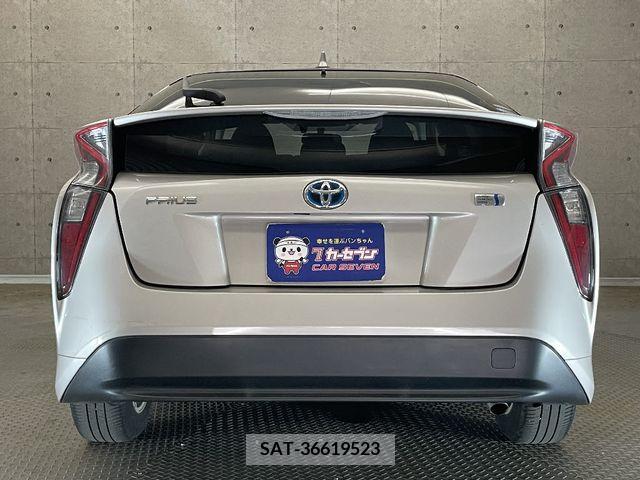 Toyota PRIUS 2016-07 256081-5