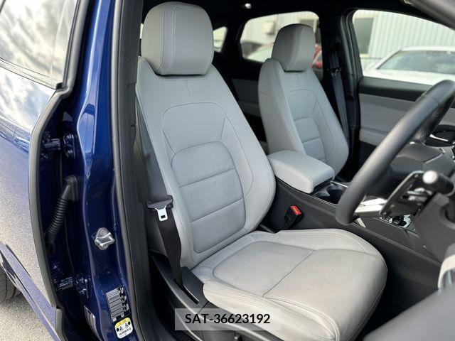 Jaguar E-PACE 2022-09 214699-16