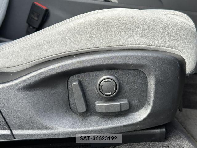 Jaguar E-PACE 2022-09 214699-17