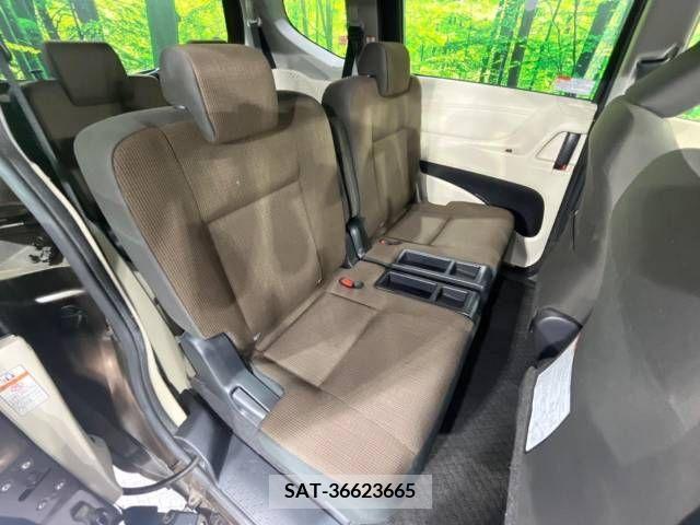 Toyota SIENTA 2016-09 368184-10
