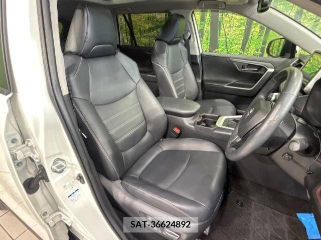 Toyota RAV4 2019-08 349589-8