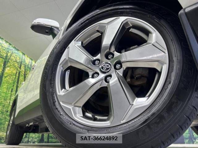 Toyota RAV4 2019-08 349589-13