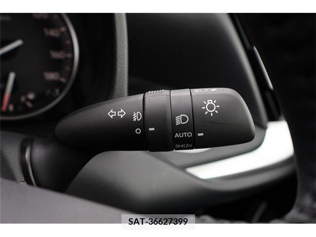 Toyota NOAH 2022-03 340605-14