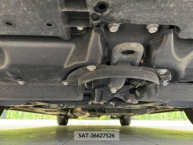 Toyota VOXY 2019-06 288987-19