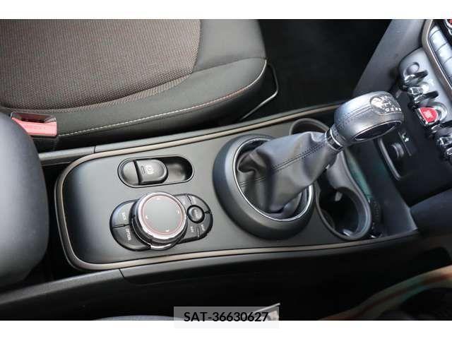 Bmw MINI 2018-06 319932-18