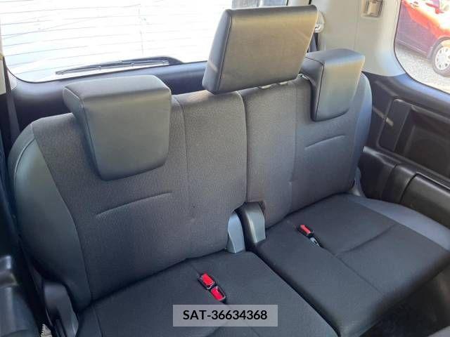 Toyota VOXY 2013-11 395010-10