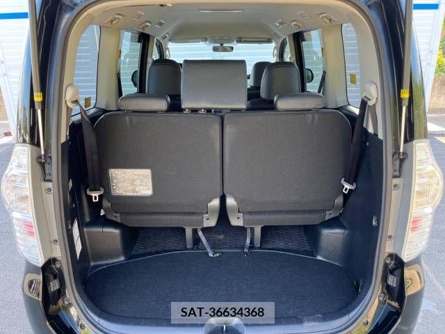 Toyota VOXY 2013-11 395010-11