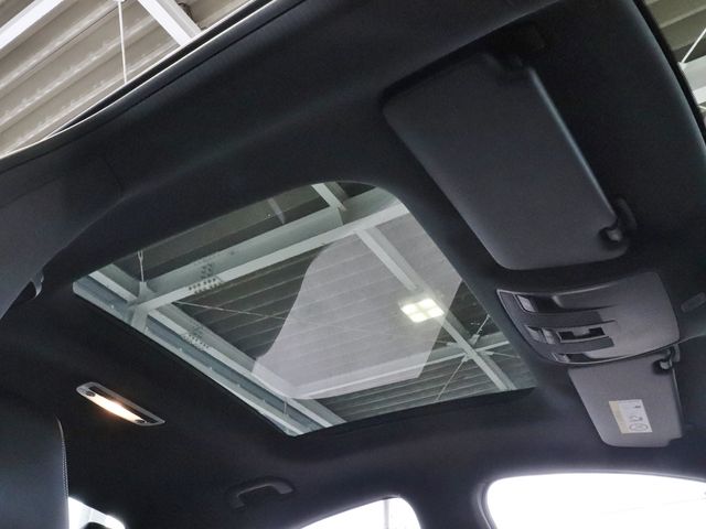 Mercedes Benz CLA-CLASS 2013-08 15943-15