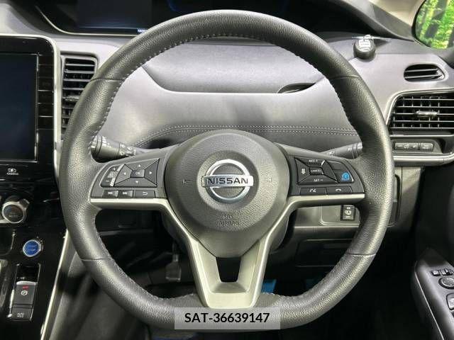Nissan SERENA 2019-08 205398-11