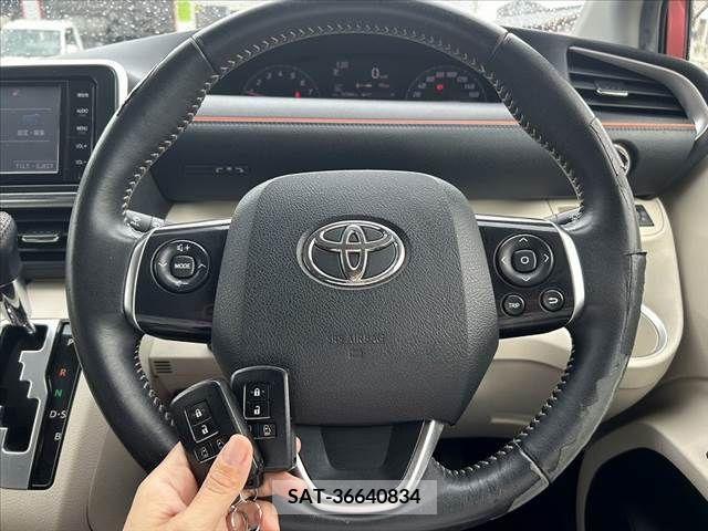 Toyota SIENTA 2015-12 285077-4
