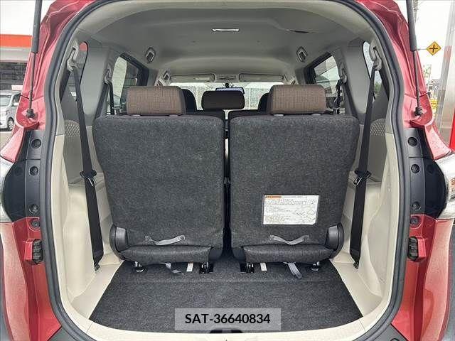 Toyota SIENTA 2015-12 285077-19