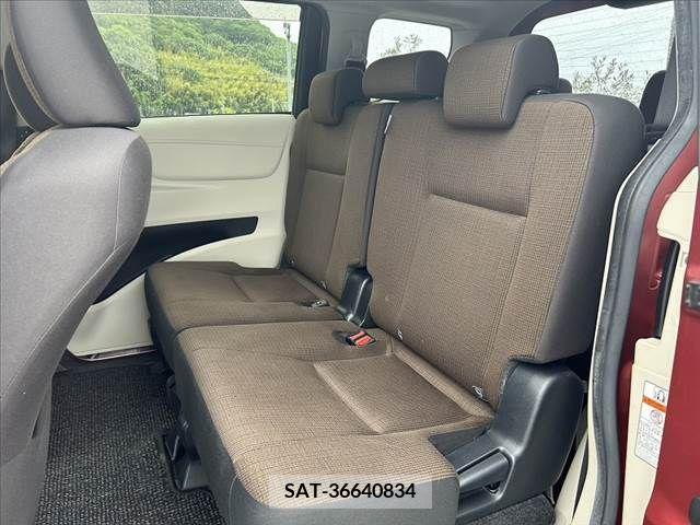 Toyota SIENTA 2015-12 285077-17