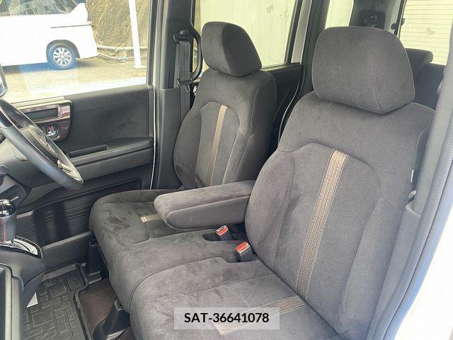 Honda N BOX CUSTOM 2019-01 279104-12