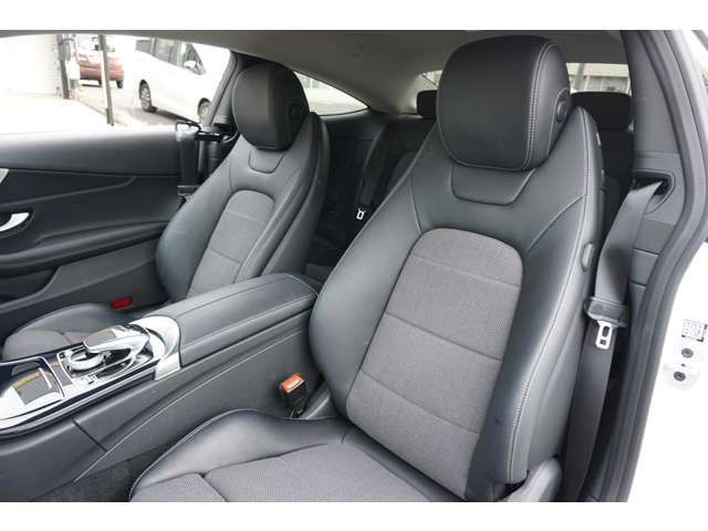 Mercedes Benz C-CLASS 2017-08 6688-9