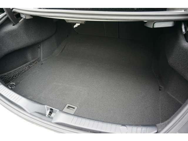 Mercedes Benz C-CLASS 2017-08 6688-18