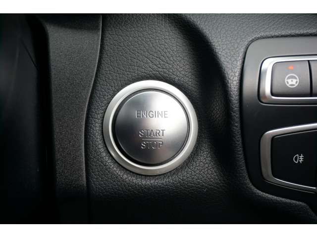 Mercedes Benz C-CLASS 2017-08 6688-12