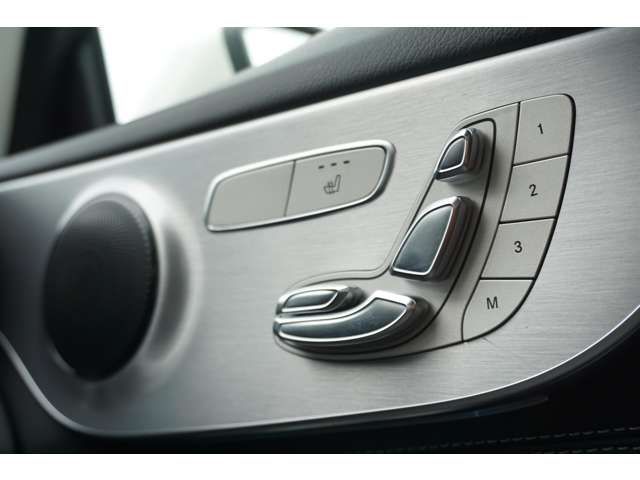 Mercedes Benz C-CLASS 2017-08 6688-13